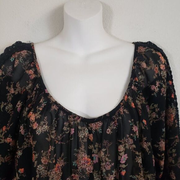 American Rag Cie Women's Top Medium Black Floral Boho Chic Flowy Crochet Tri - Picture 2 of 9